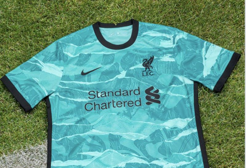 Nike Kit Away