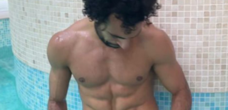 Salah, Robertson
