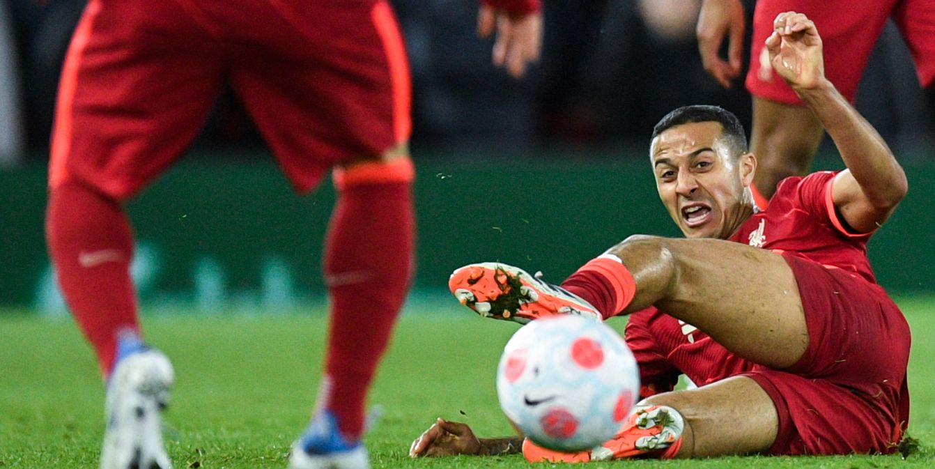 Thiago, Hutchinson