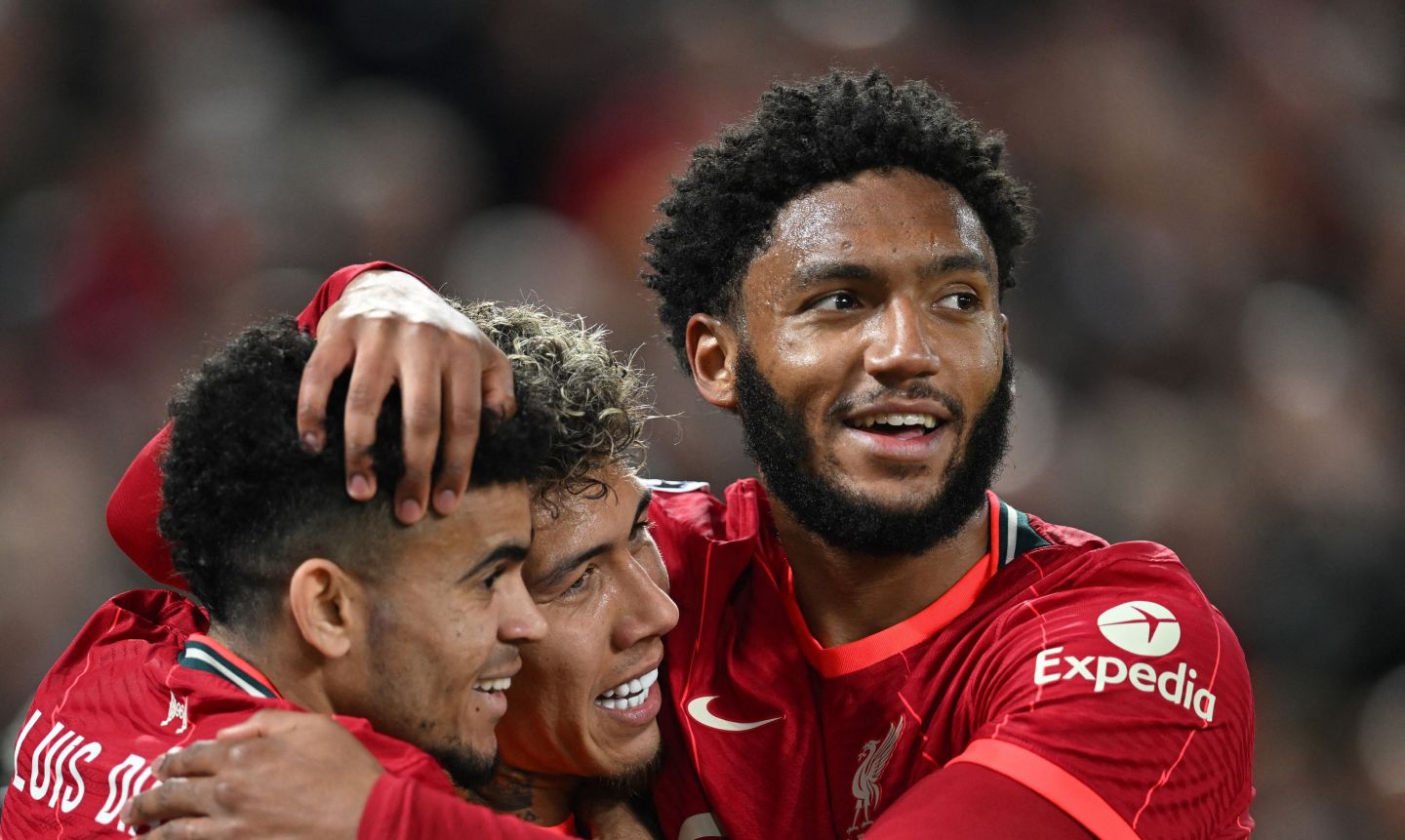 Gomez, Liverpool, Robinson