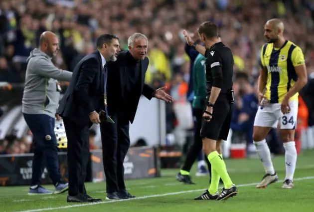 Jose Mourinho was in sour mood after Fenerbahce's defeat to Besiktas