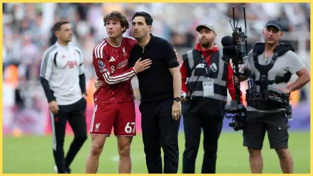 Lewis Koumas and Andoni Iraola pictured after Liverpool's 2-2 draw at Newcastle